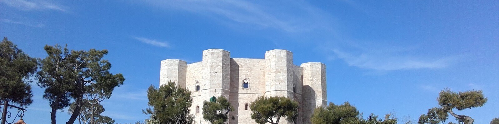 באנר טירת פרדריך השני אפוליה