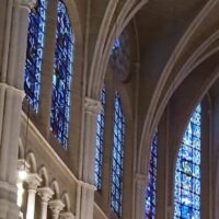 הוספיטלרים ואדריכלות גותית