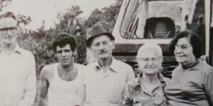 שורשים משפחתיים